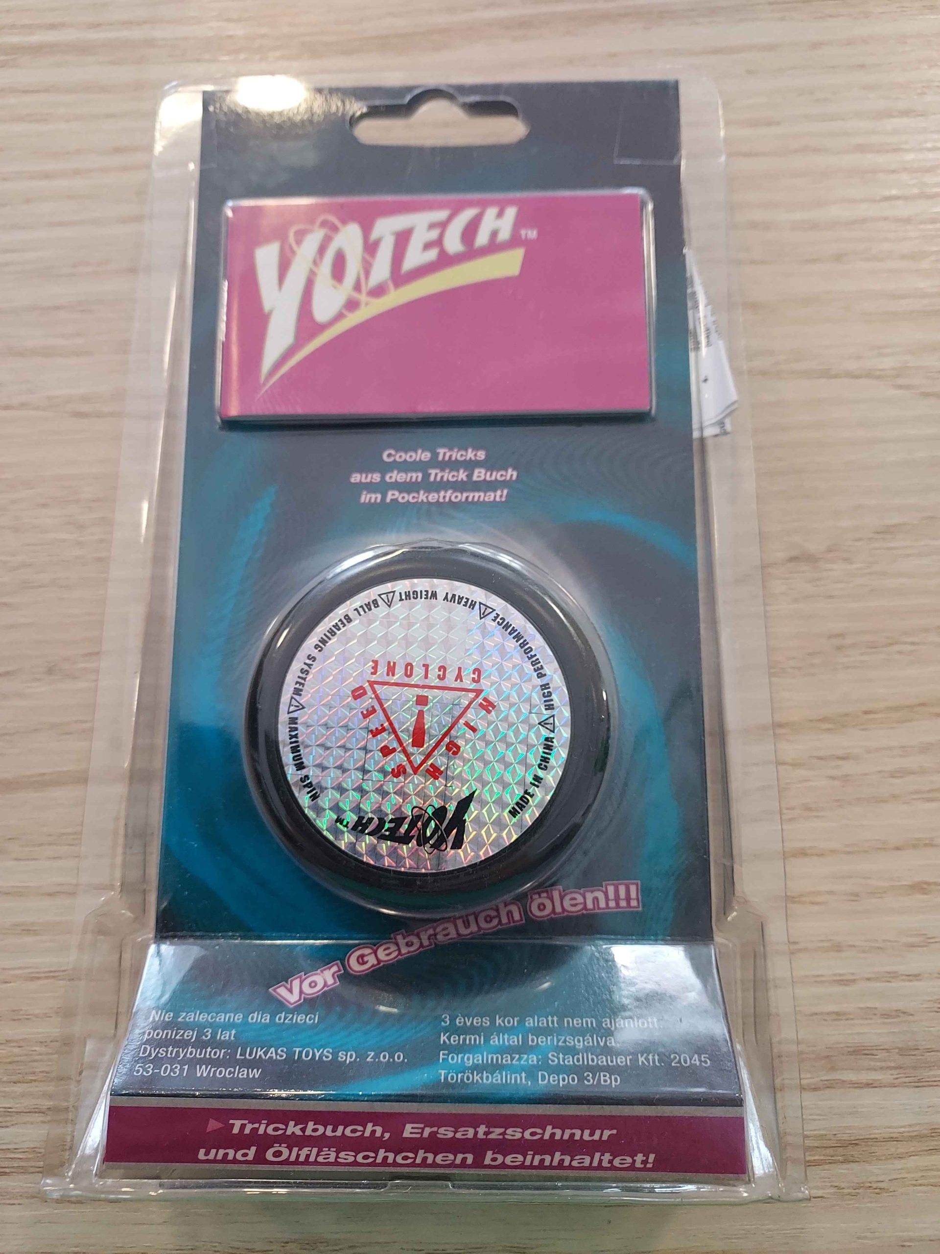 YO-YO Cyclon